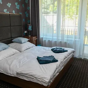 Lara Five Apartament